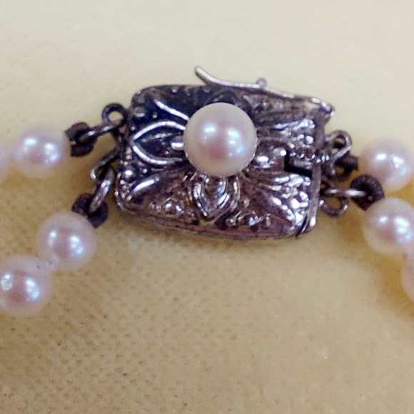 Mikimoto Pearls - Picture 5 of 8